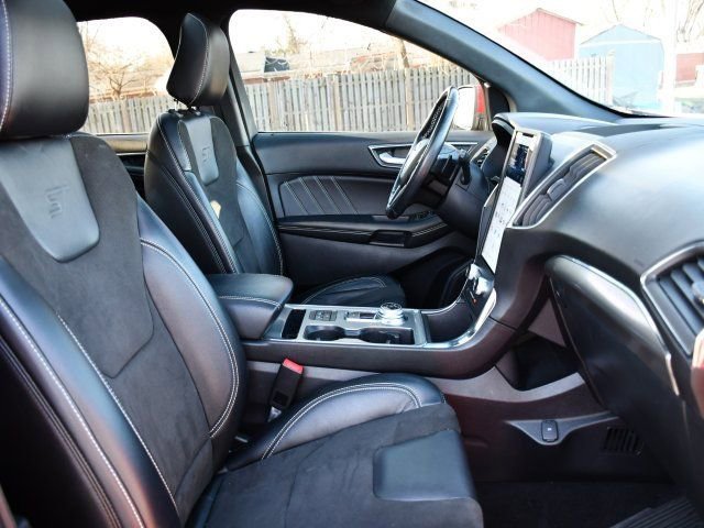 Used 2022 Ford Edge ST w/ Equipment Group 401A image 25