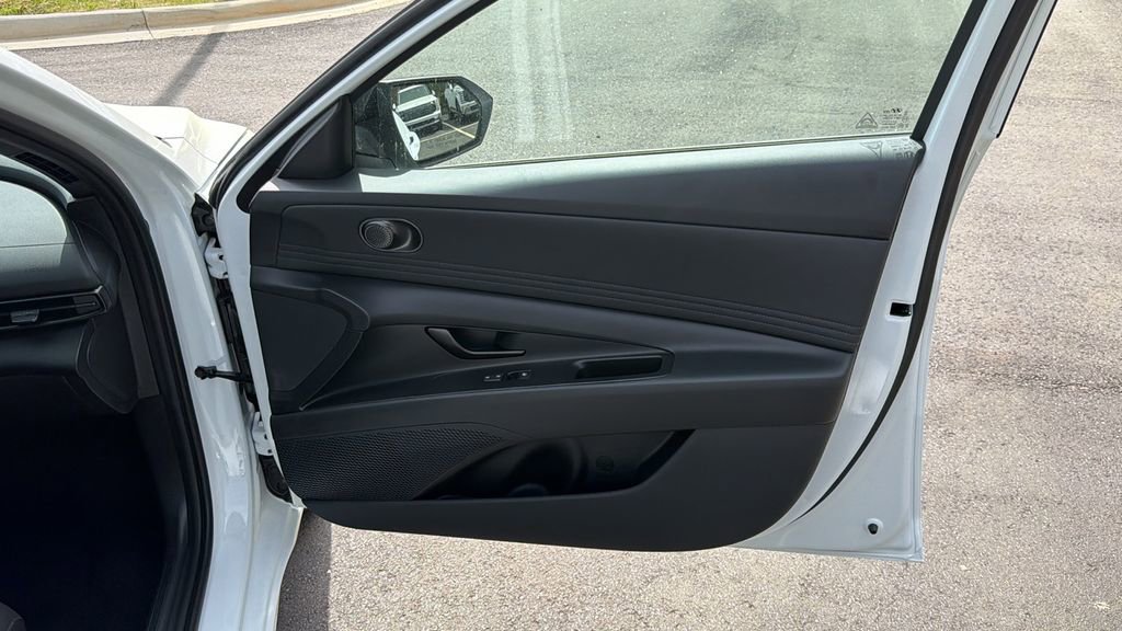 New 2026 Hyundai Elantra Sport image 14