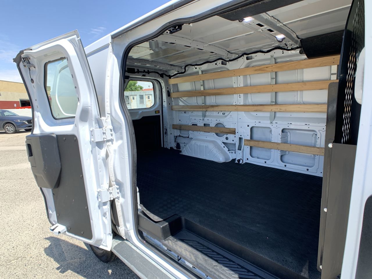 Used 2022 Ford Transit 250 Low Roof w/ Exterior Upgrade Package image 18