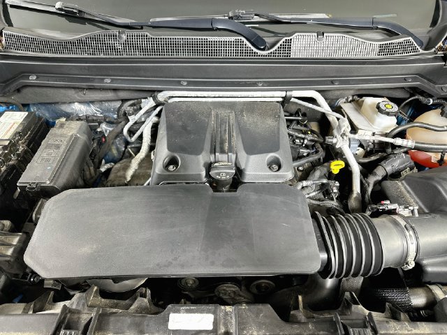 Used 2024 Chevrolet Colorado Trail Boss w/ Advanced Trailering Package AWD/4WD image 32