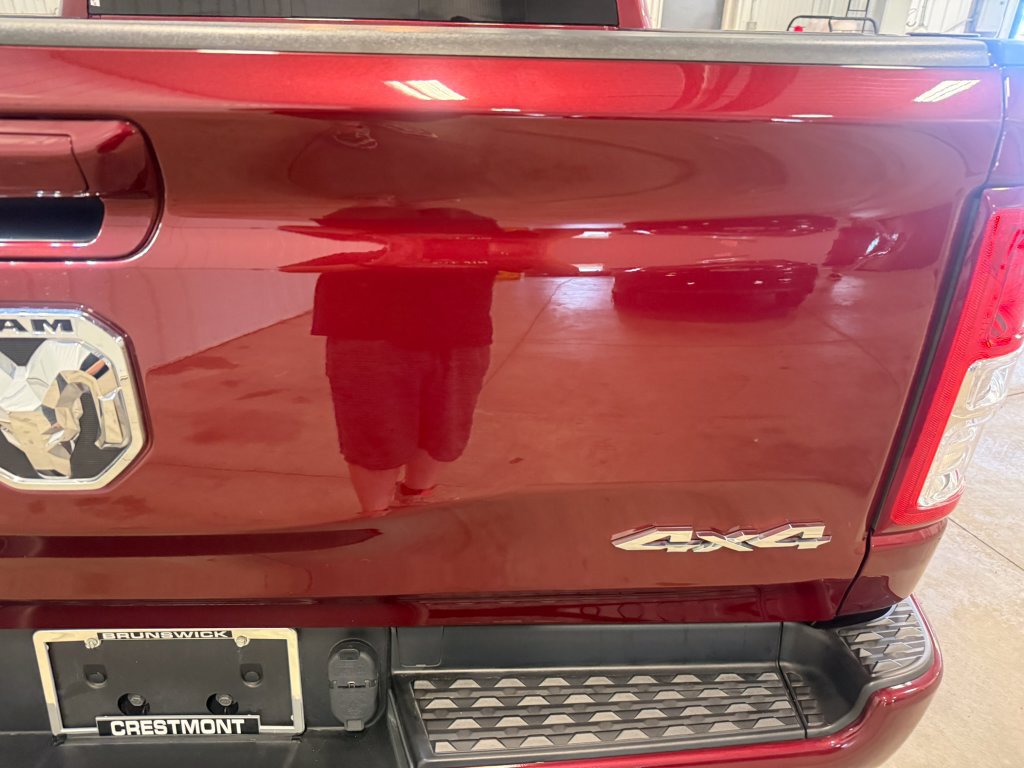 Used 2024 RAM 1500 Big Horn AWD/4WD image 18