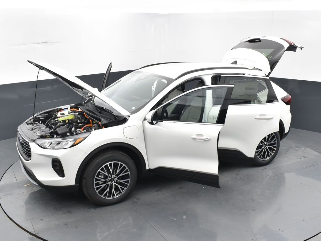 New 2025 Ford Escape SE image 38