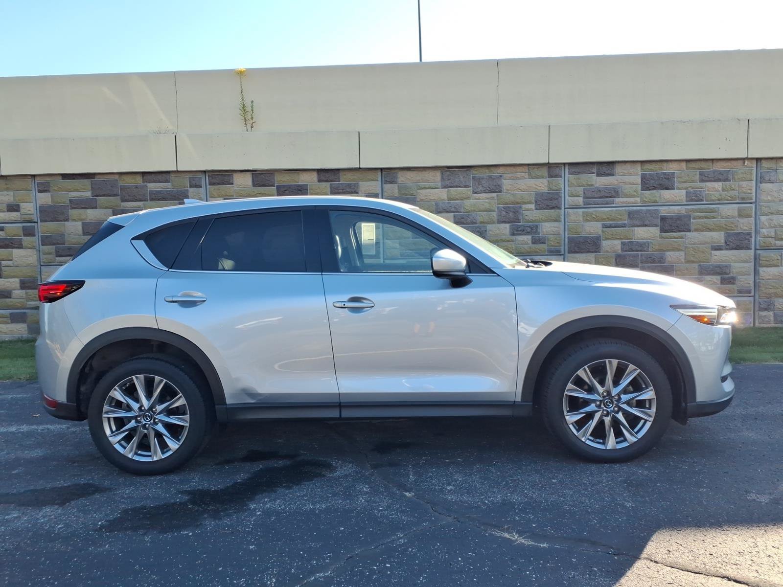 Used 2021 MAZDA CX-5 Grand Touring AWD/4WD image 12