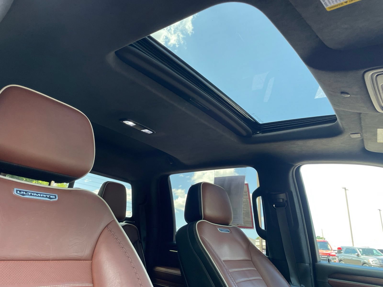 Used 2024 GMC Sierra 2500 Denali Ultimate w/ Max Trailering Package AWD/4WD image 37