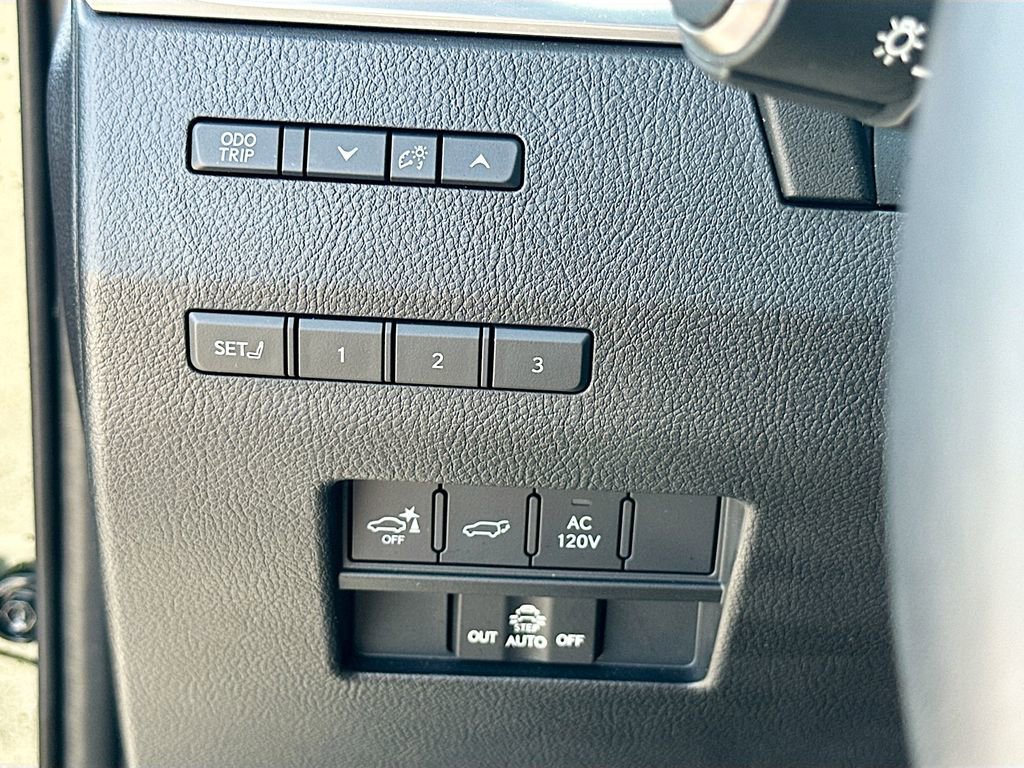 Used 2024 Lexus GX 550 w/ Cold Area Package AWD/4WD image 10