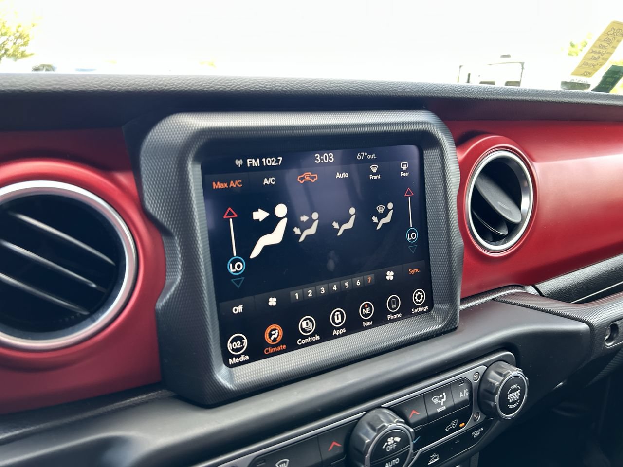Used 2023 Jeep Gladiator Rubicon AWD/4WD image 27