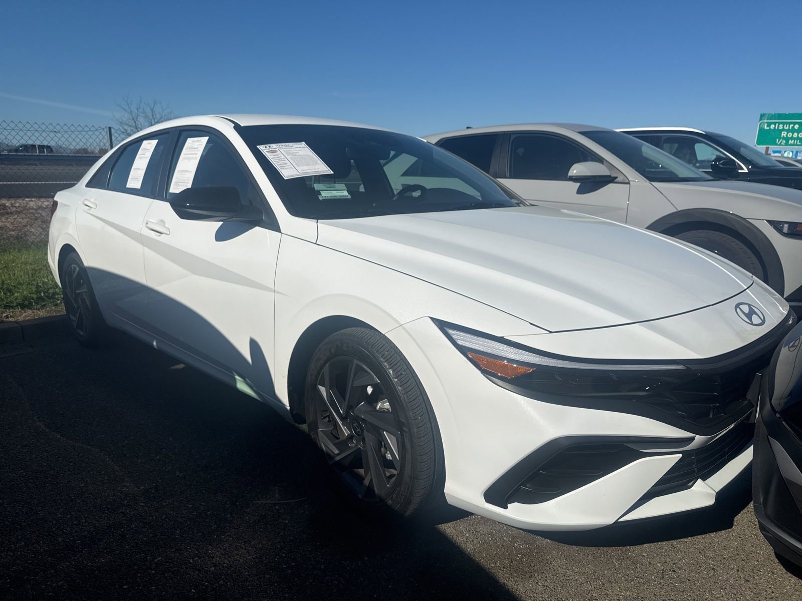 Used 2025 Hyundai Elantra Sport image 6