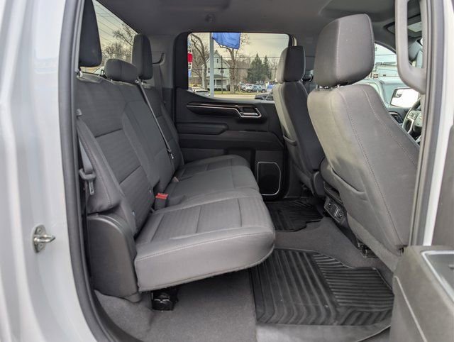 Used 2023 Chevrolet Silverado 1500 LT image 17