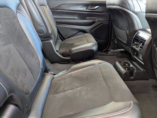 Used 2023 Jeep Grand Cherokee L Altitude image 22