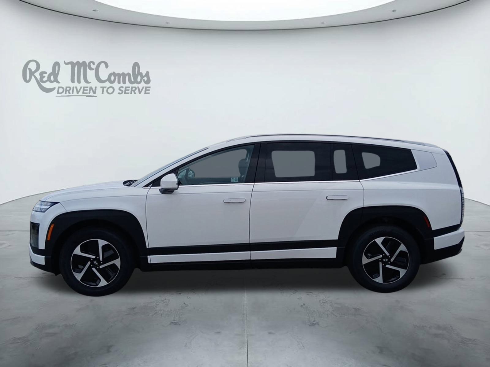 New 2026 Hyundai Ioniq 9 S image 2