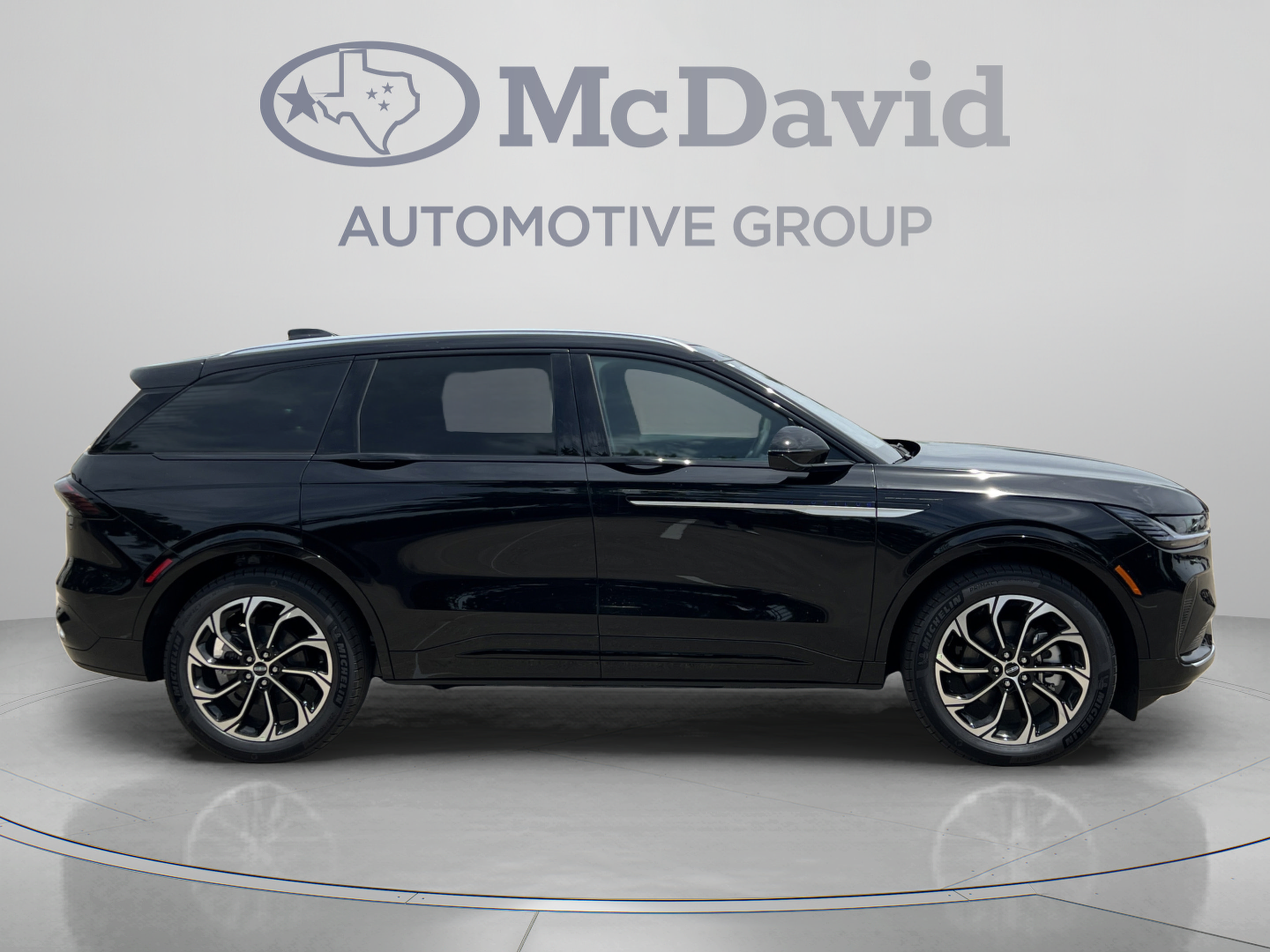 New 2026 Lincoln Nautilus Reserve AWD/4WD image 8