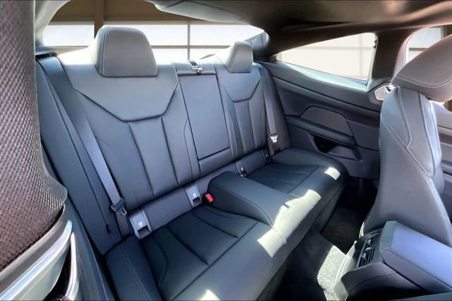 Used 2025 BMW 430i Coupe w/ Premium Package image 27