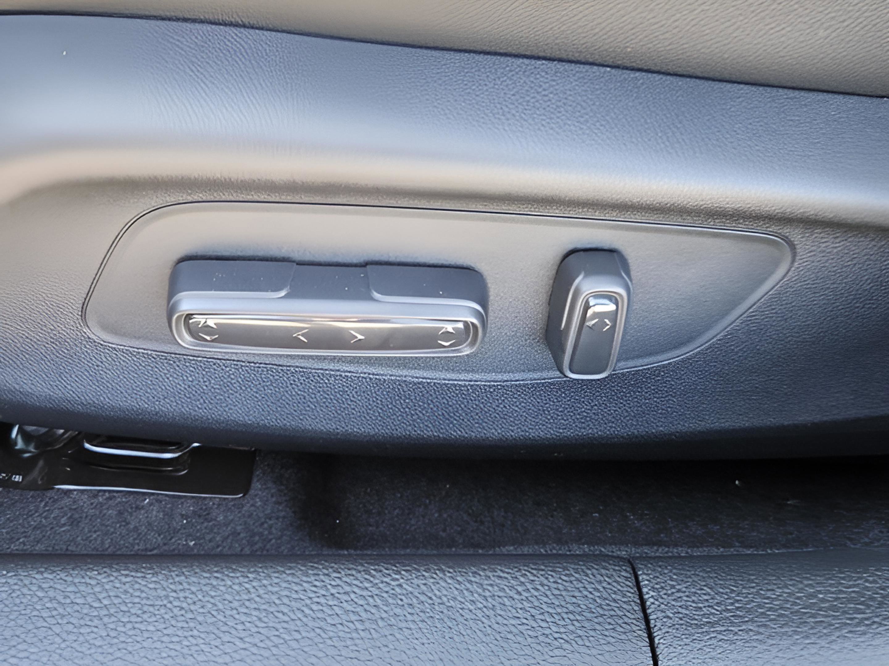 New 2025 Acura Integra A-Spec image 10