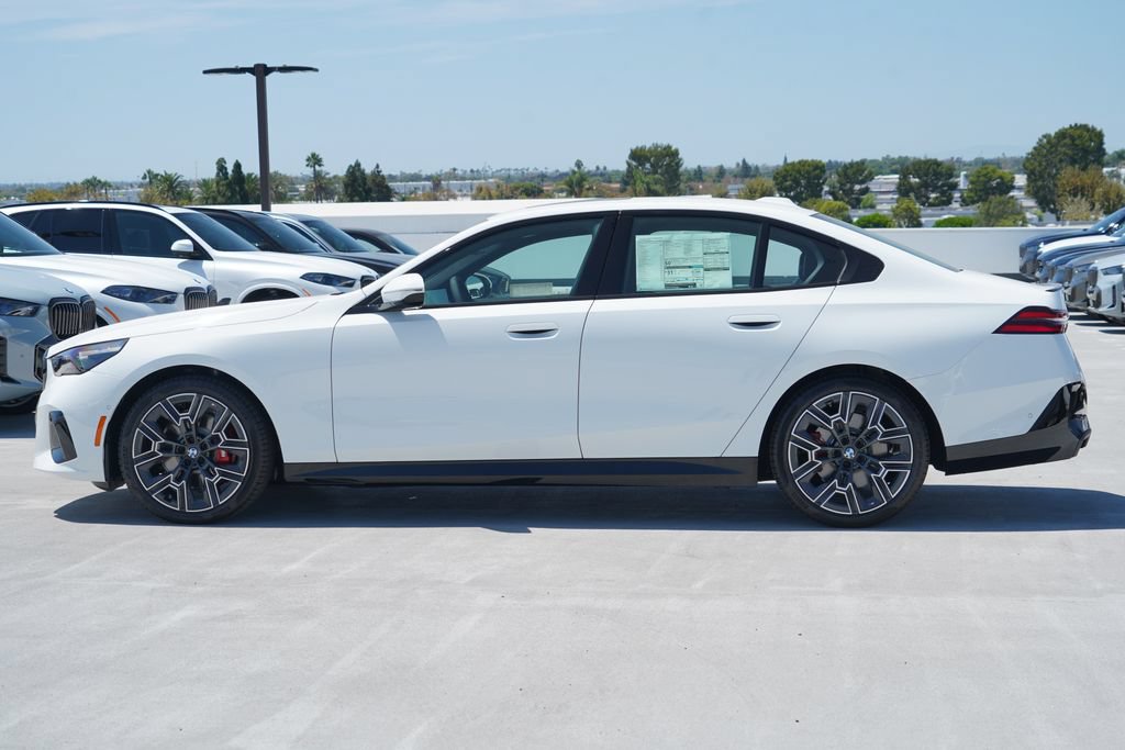 New 2027 BMW 530i w/ M Sport Package RWD image 4