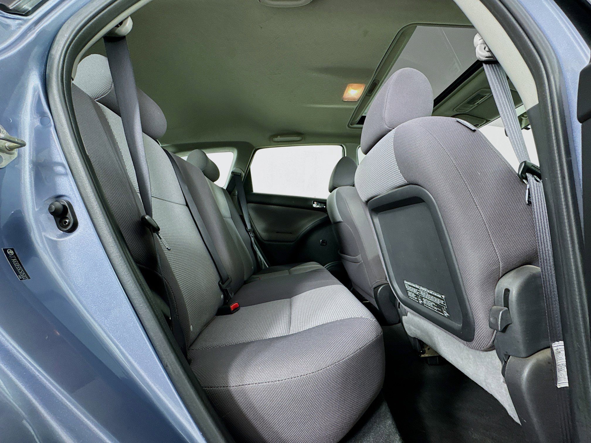 Used 2005 Toyota Matrix XR FWD image 25