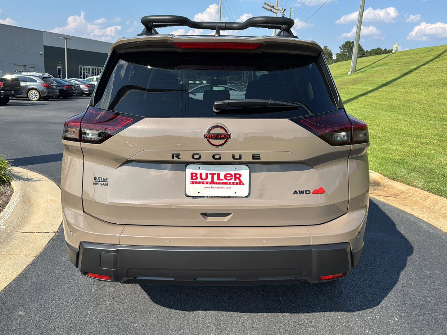 New 2026 Nissan Rogue SV image 4