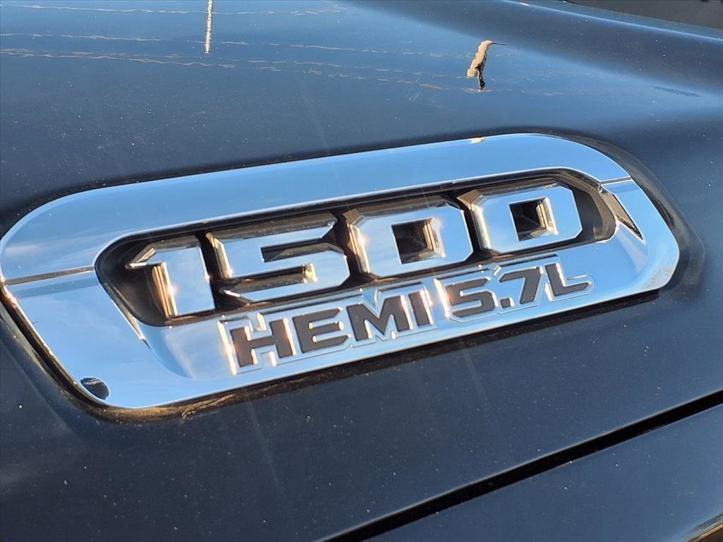 Used 2022 RAM 1500 Limited w/ Body Color Bumper Group image 32
