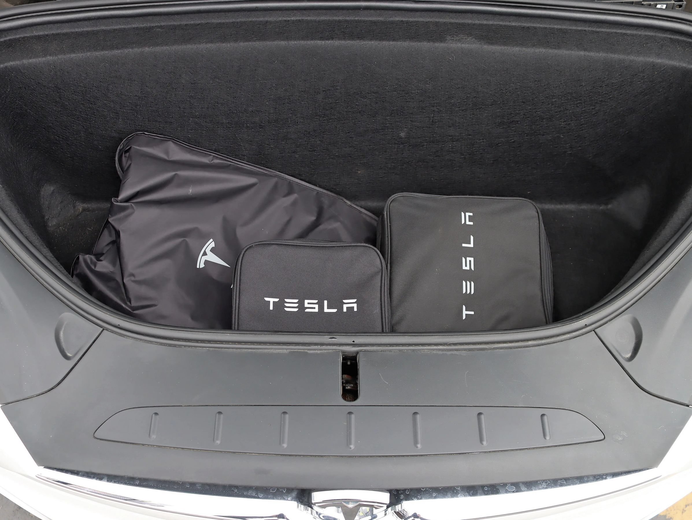 Used 2018 Tesla Model X 100D AWD/4WD image 38