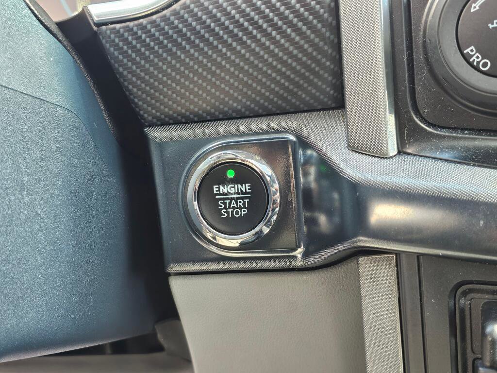 Used 2021 Ford F150 Limited AWD/4WD image 38