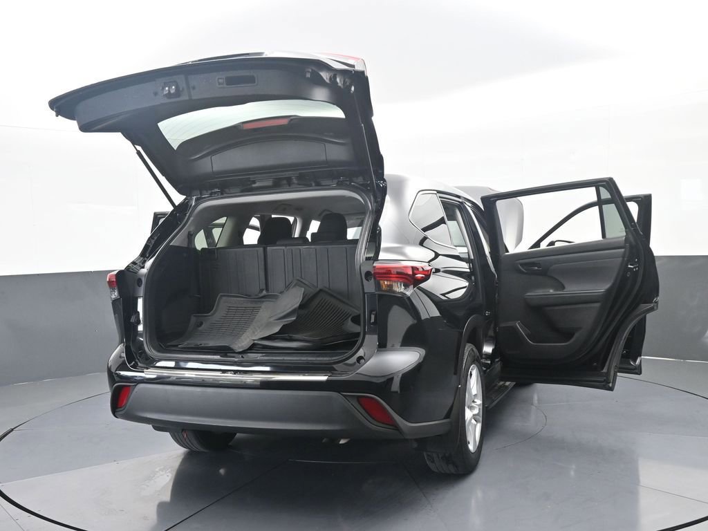 Used 2023 Toyota Highlander L image 69