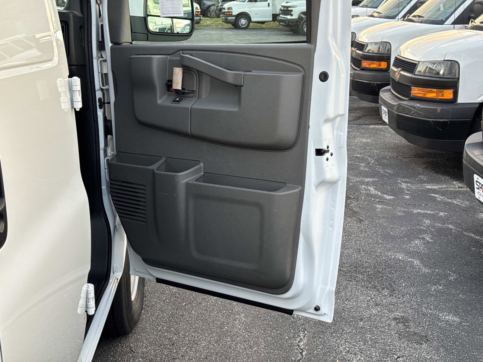 New 2026 Chevrolet Express 2500 w/ Driver Convenience Package RWD image 10