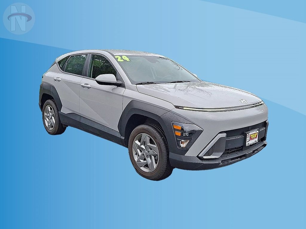 Used 2024 Hyundai Kona SE AWD/4WD image 2