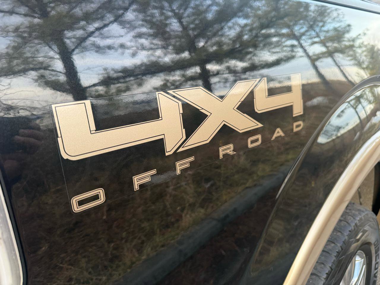 Used 2012 Ford F150 Lariat w/ Lariat Chrome Pkg image 68