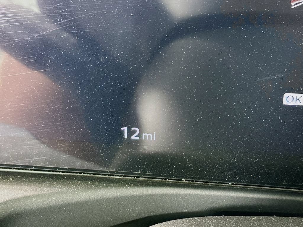 New 2026 Nissan Sentra SR w/ SR Premium Package FWD image 17