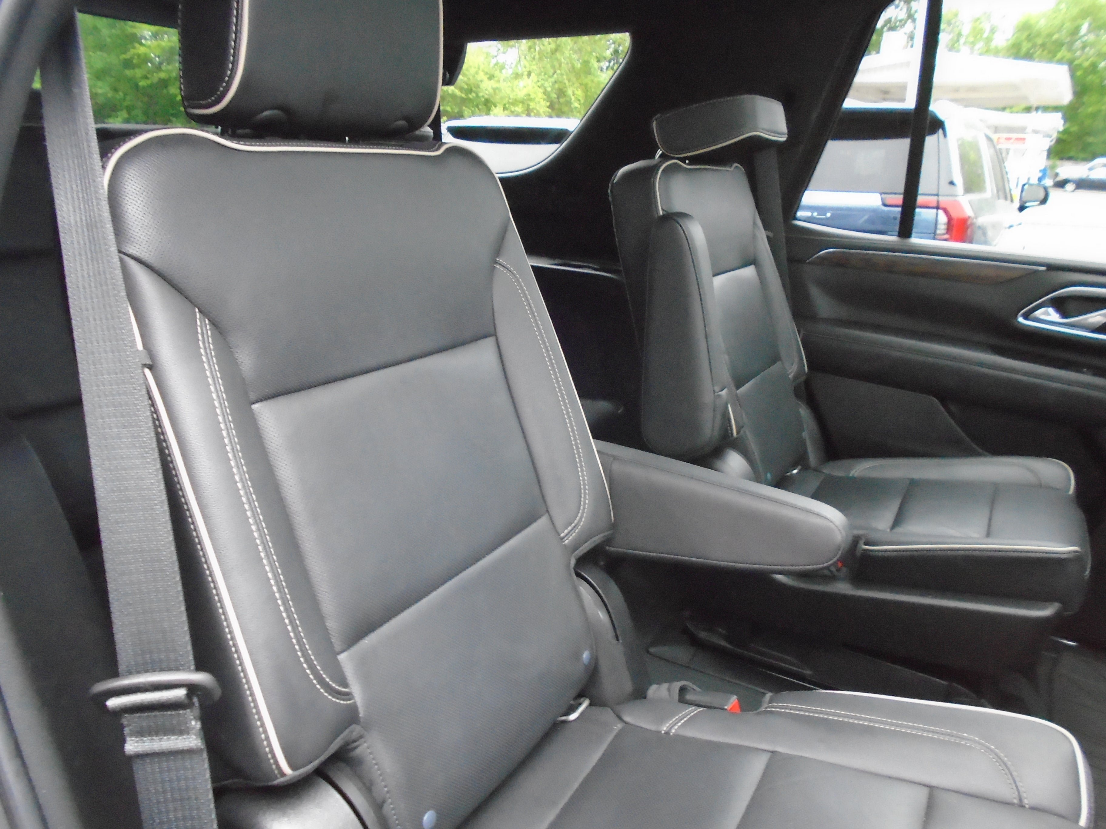 Certified 2021 Chevrolet Tahoe Premier w/ Premium Package AWD/4WD image 35