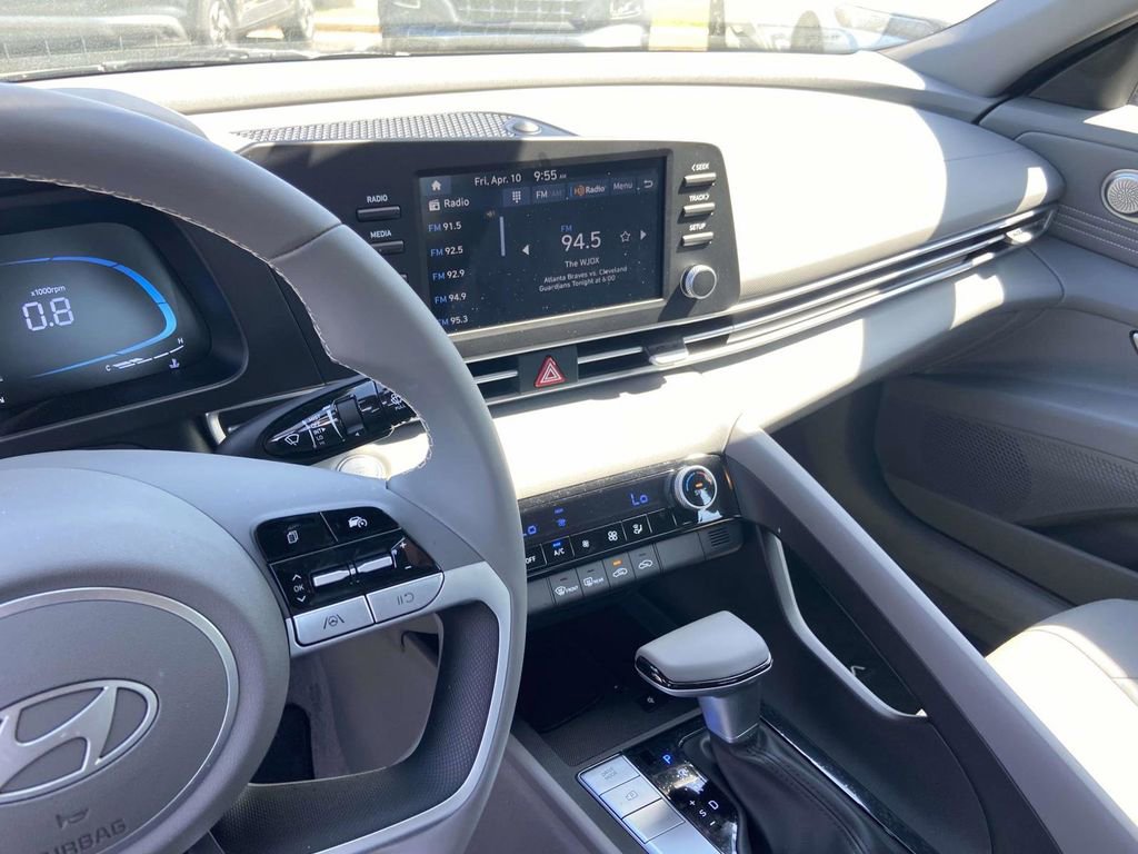 Certified 2026 Hyundai Elantra Sport image 17