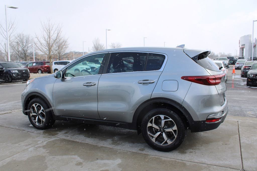 Used 2020 Kia Sportage LX image 4