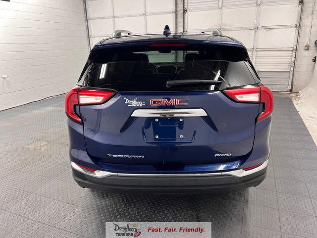 Used 2022 GMC Terrain SLT image 7