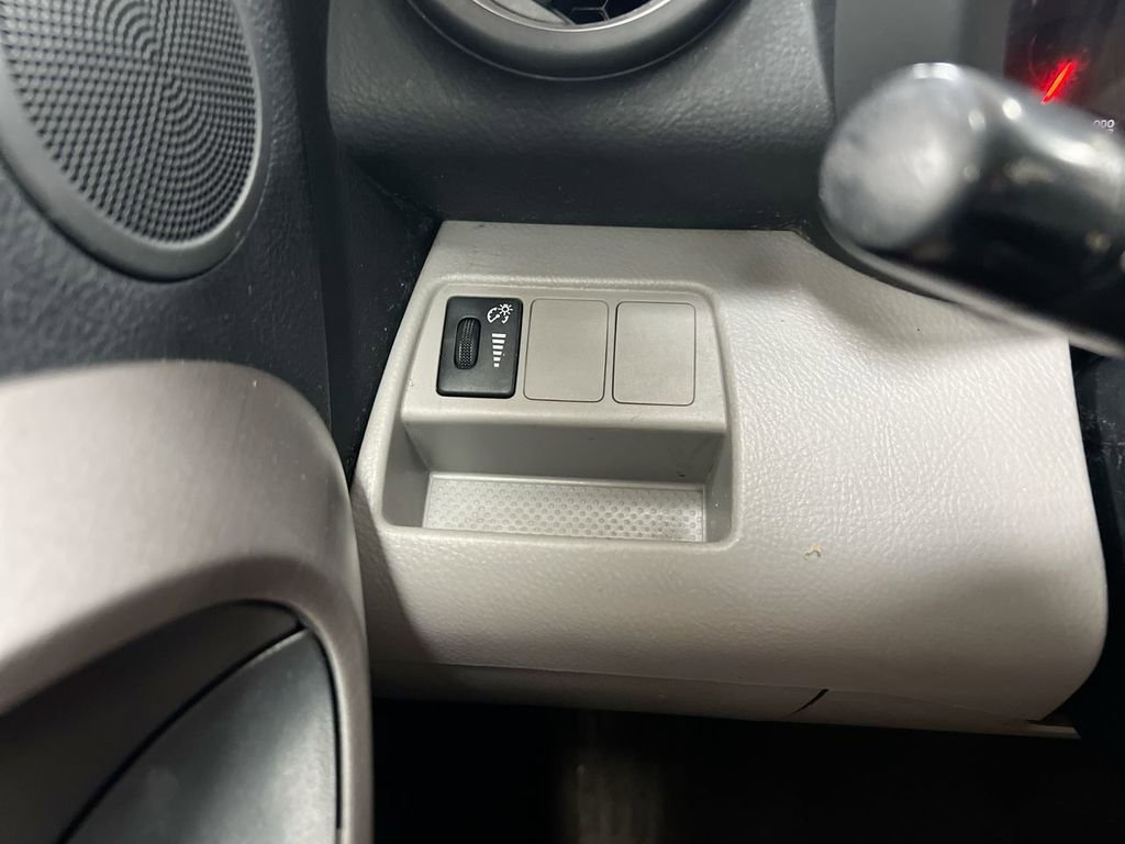 Used 2008 Toyota RAV4 4WD image 17