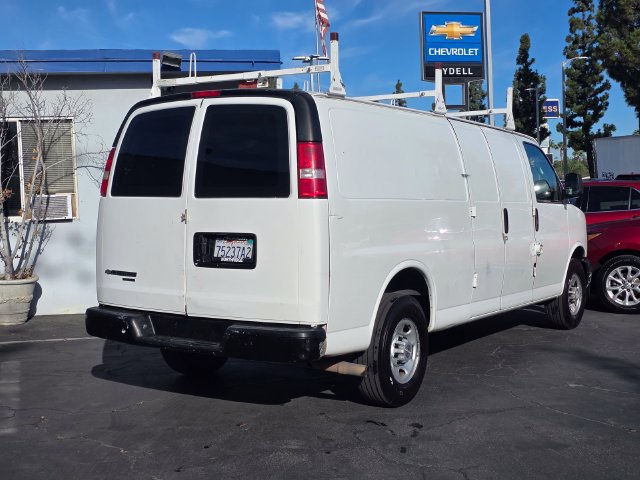 Used 2016 Chevrolet Express 2500 Extended RWD image 6