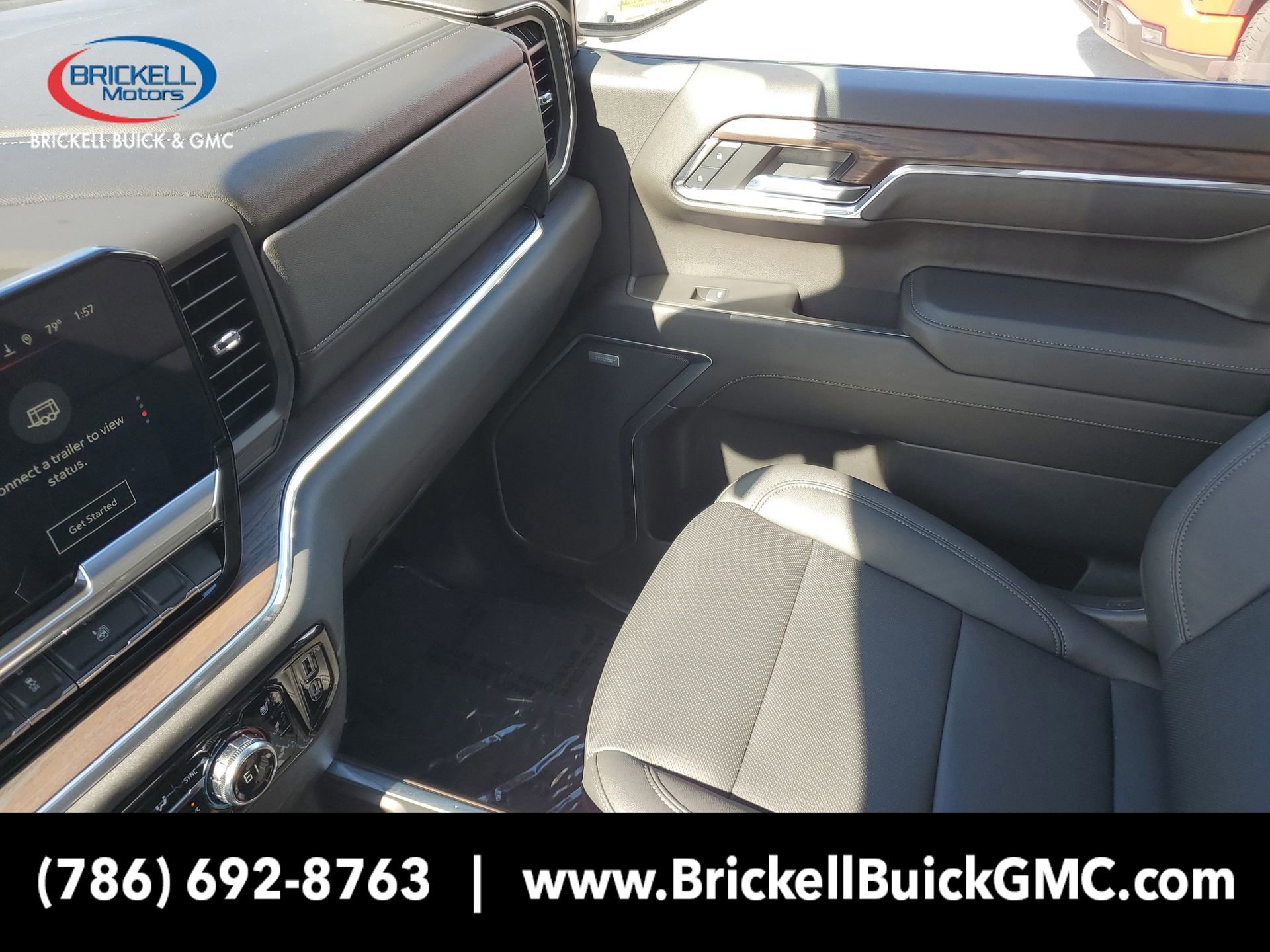 New 2025 GMC Sierra 1500 SLT w/ SLT Convenience Package image 26