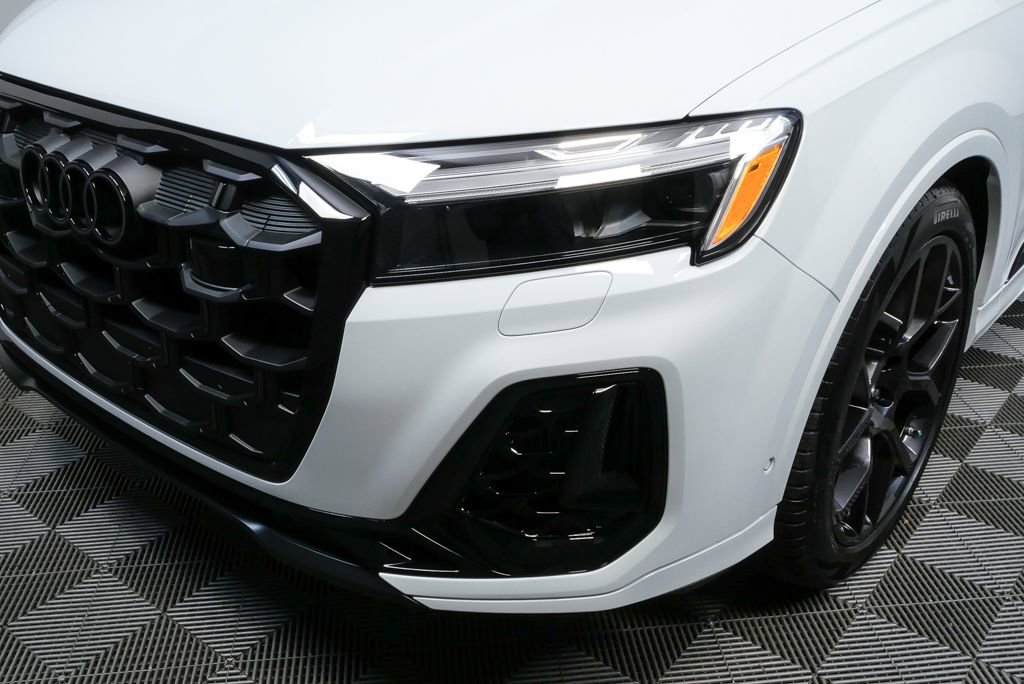 New 2026 Audi SQ7 Premium Plus AWD/4WD image 36