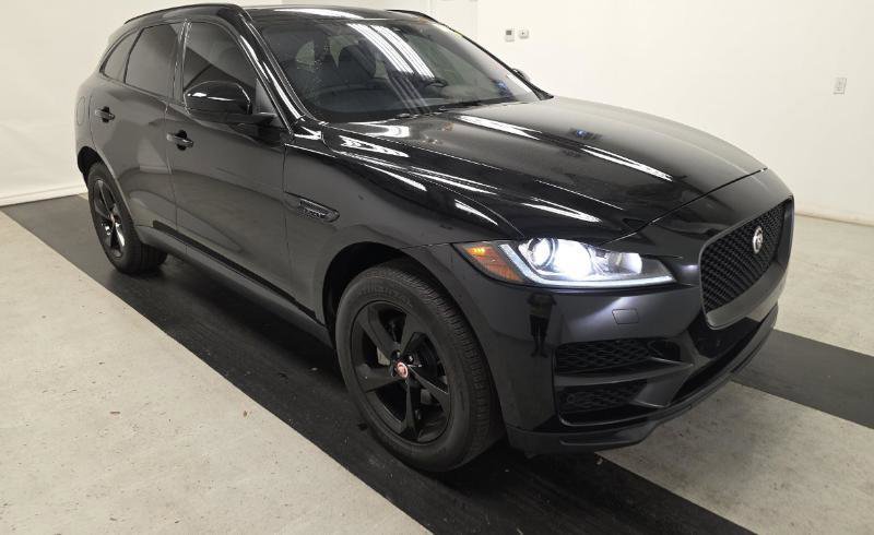 Used 2020 Jaguar F-PACE Premium image 3