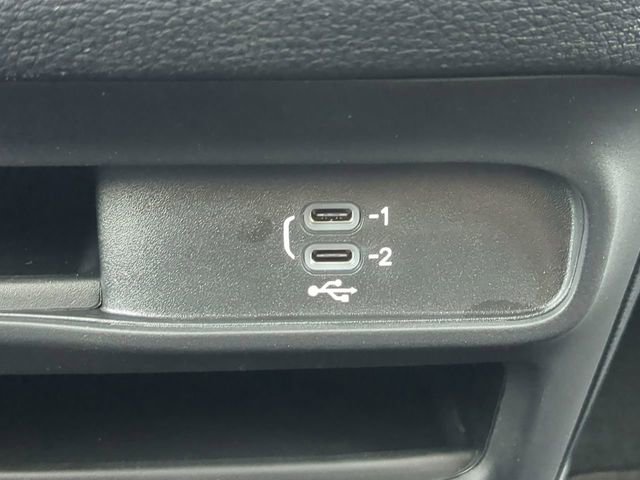 New 2026 Chrysler Pacifica Select image 27