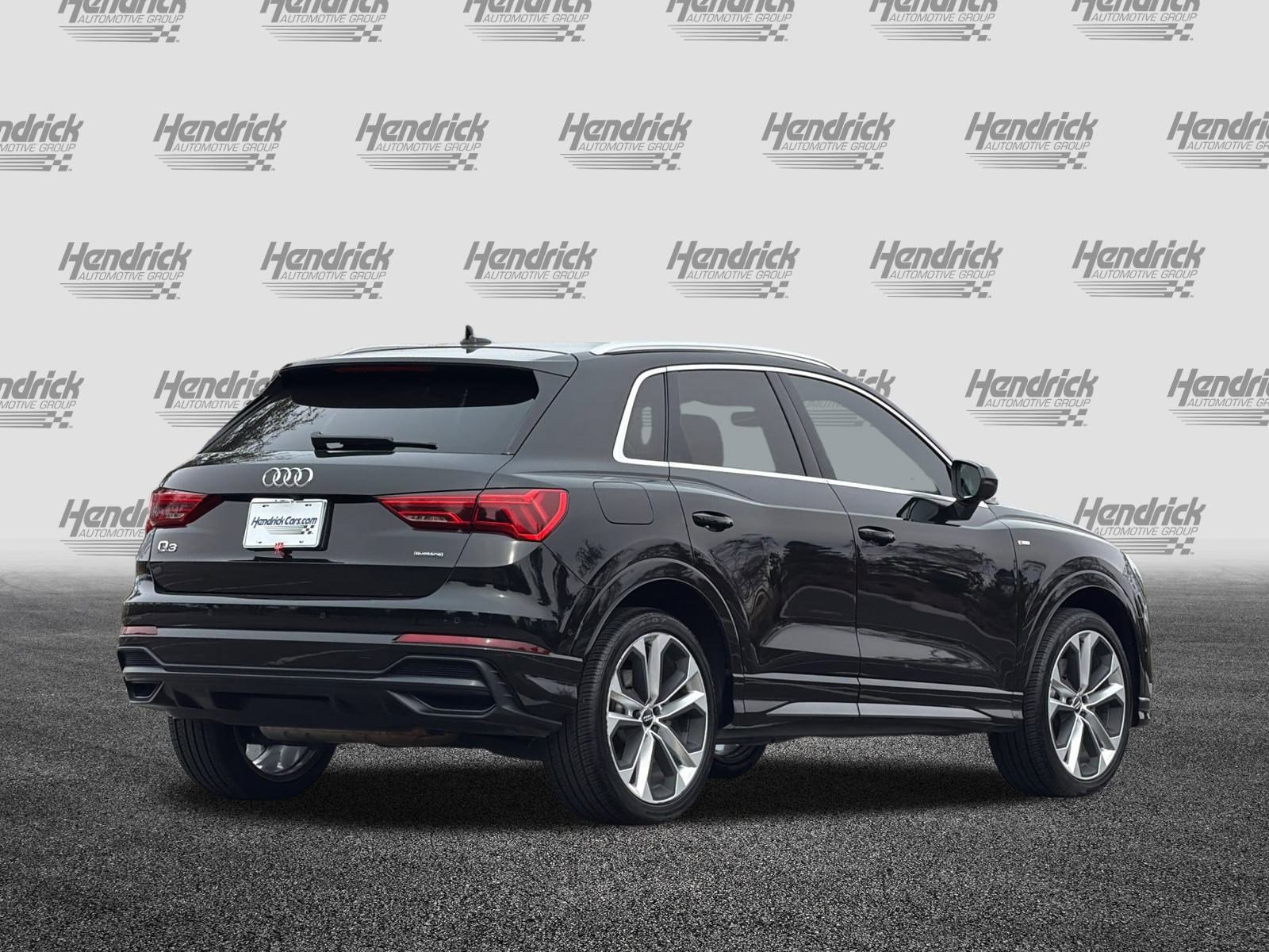Used 2020 Audi Q3 2.0T Prestige w/ Prestige Package image 5