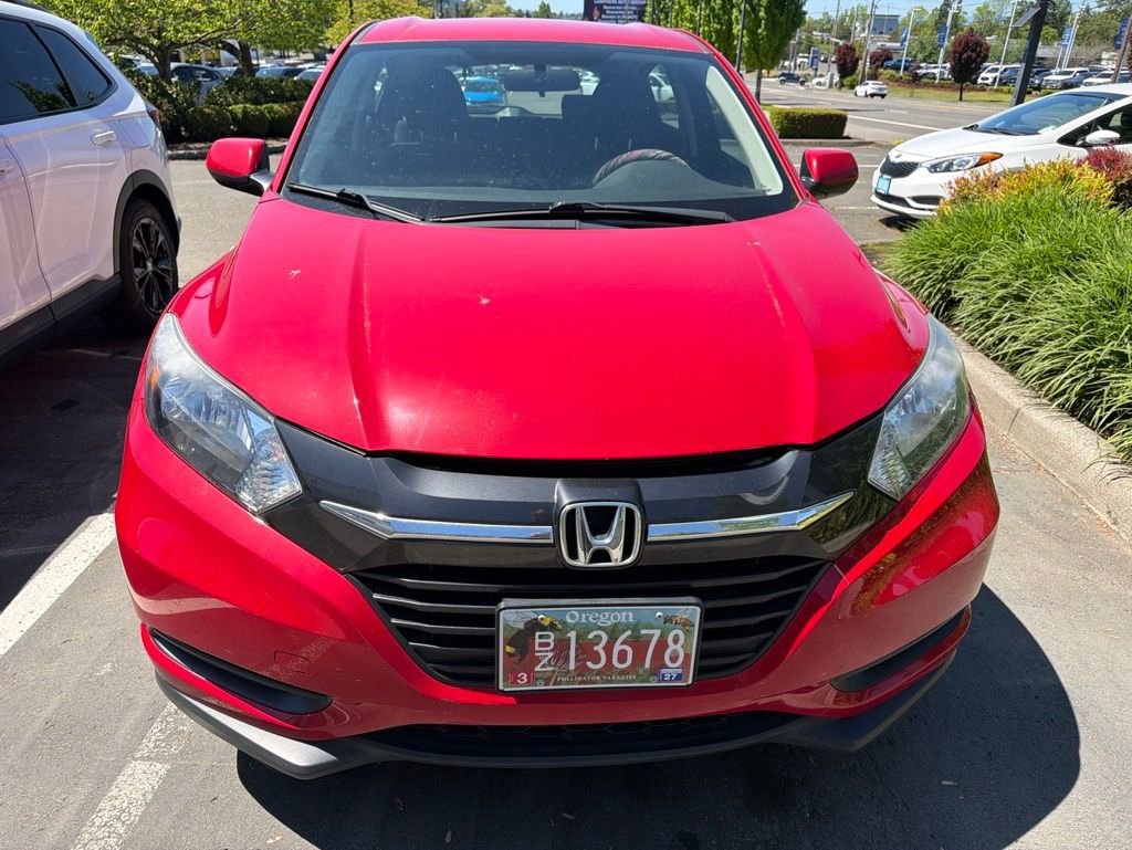 Used 2016 Honda HR-V LX image 2