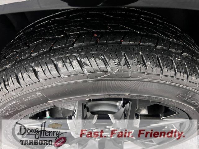 New 2026 Chevrolet Traverse RS w/ LPO, Floor Liner Package FWD image 18