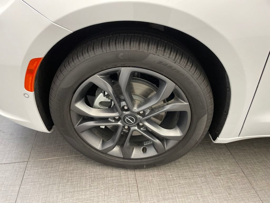 New 2026 Chrysler Pacifica Select FWD image 8