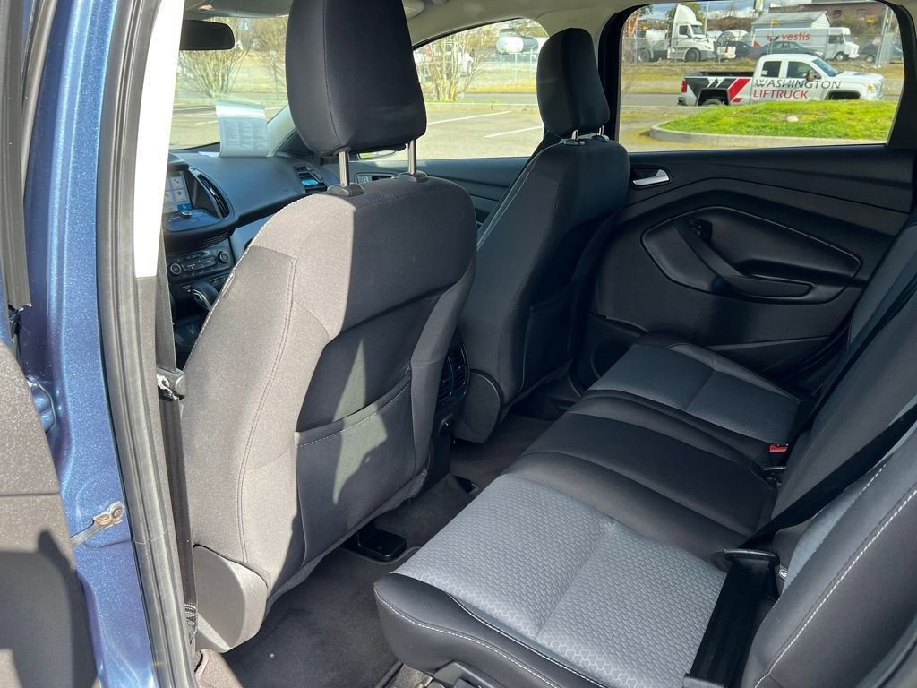 Used 2018 Ford Escape SE w/ SE Sync 3 Package image 12
