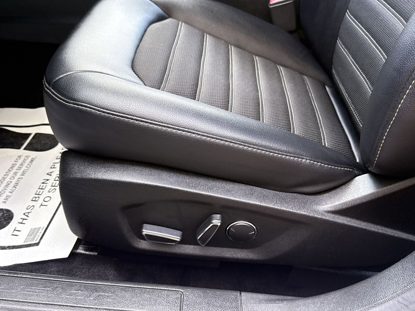 Used 2018 Ford Fusion SE w/ Equipment Group 601A image 14