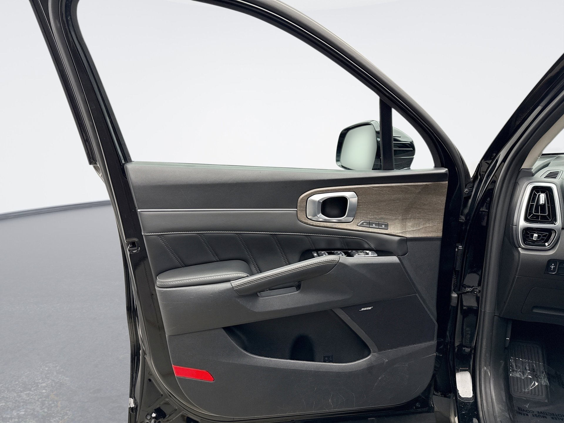 Used 2023 Kia Sorento SX Prestige AWD/4WD image 9