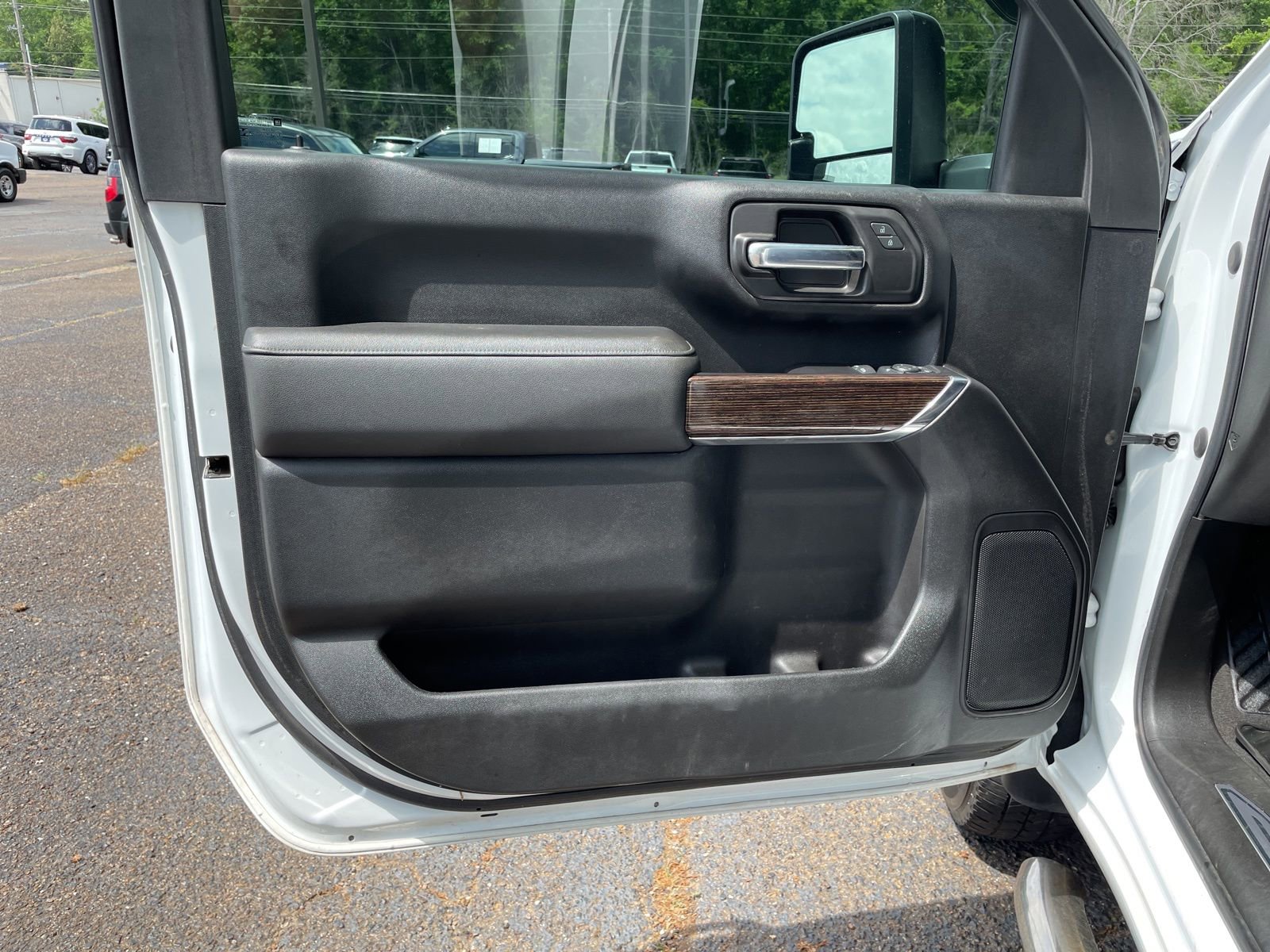 Used 2022 GMC Sierra 3500 SLE w/ SLE Convenience Package AWD/4WD image 13