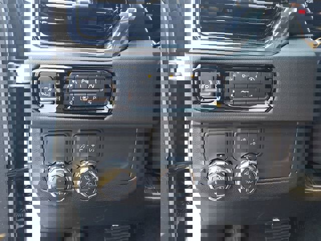 New 2026 GMC Yukon XL Denali w/ Sun & Power Step Package image 29