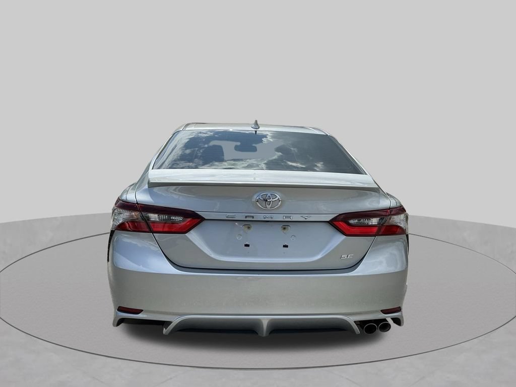 Used 2024 Toyota Camry SE w/ Cold Weather Package FWD image 11