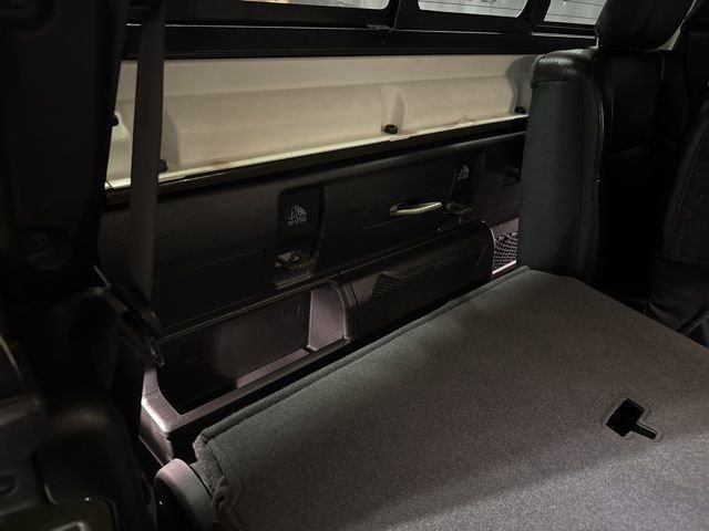 Used 2021 Jeep Gladiator Mojave w/ Uconnect 4C Nav & Sound Group image 32