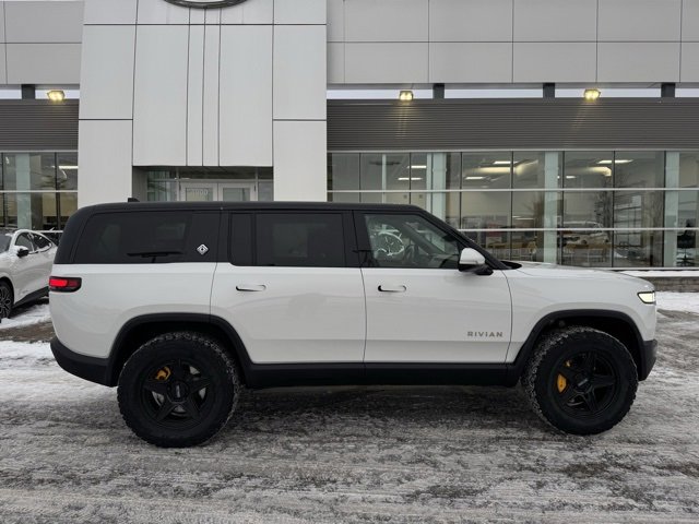 Used 2023 Rivian R1S Adventure image 34